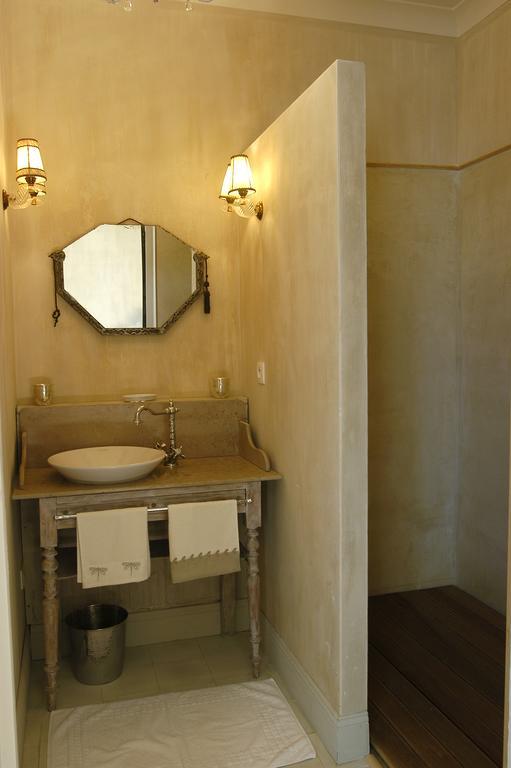 Les Volets Bleus Bed and Breakfast Arcangues Εξωτερικό φωτογραφία