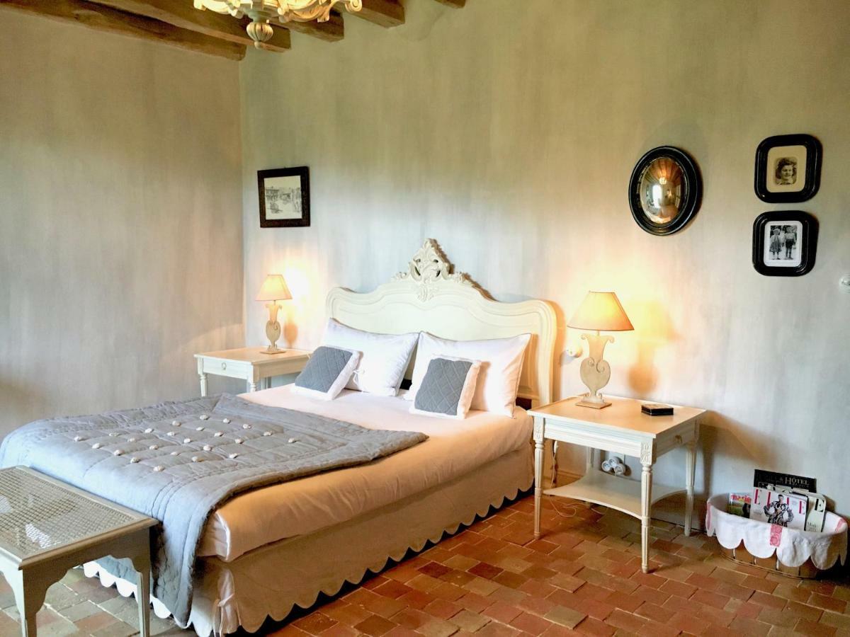 Les Volets Bleus Bed and Breakfast Arcangues Εξωτερικό φωτογραφία