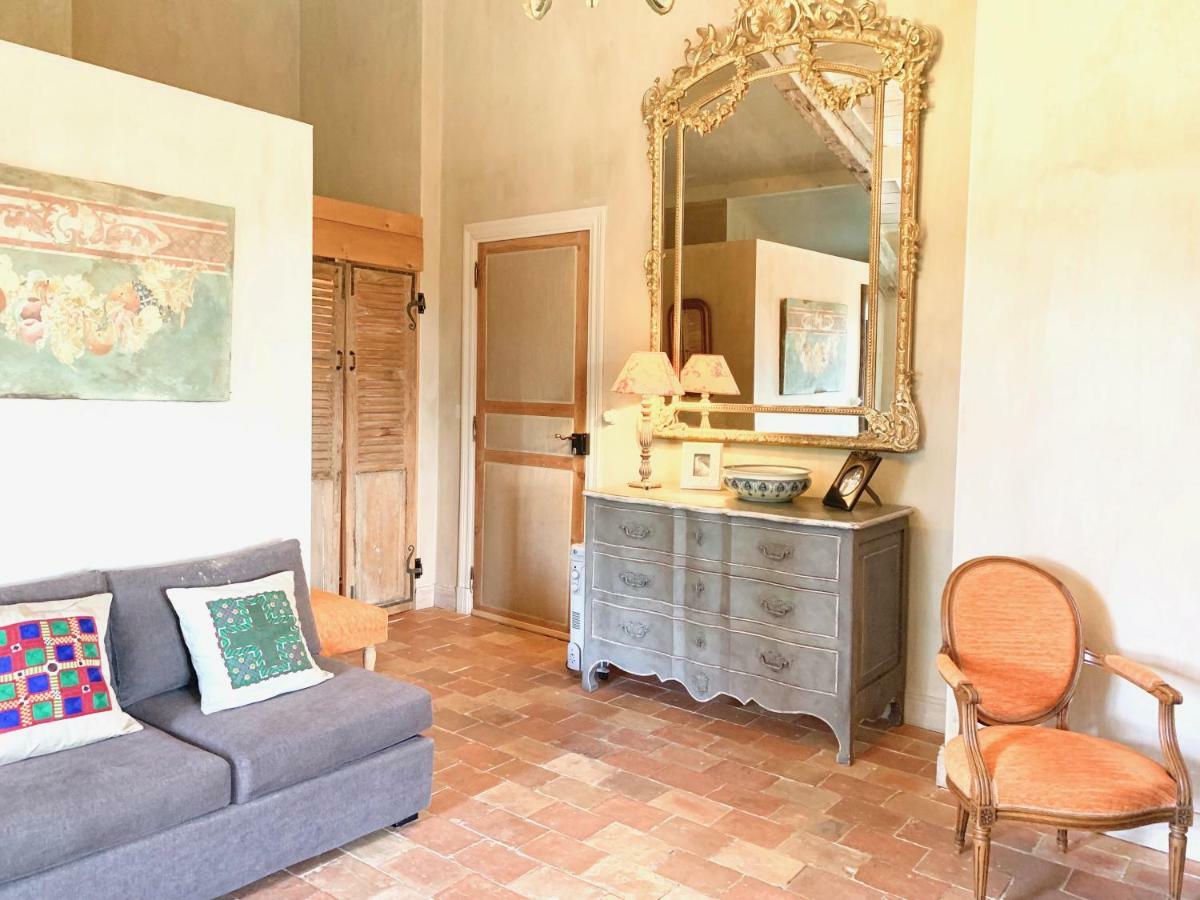 Les Volets Bleus Bed and Breakfast Arcangues Εξωτερικό φωτογραφία