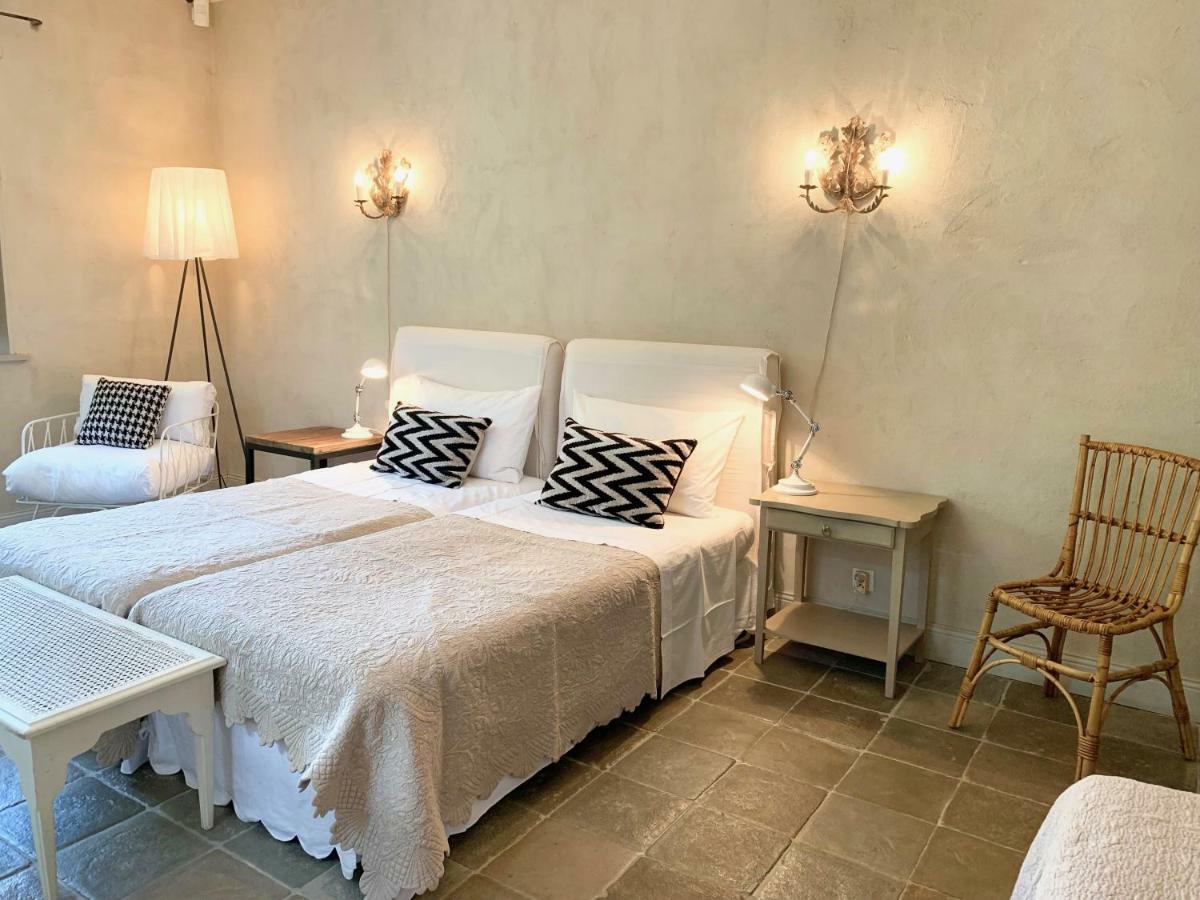 Les Volets Bleus Bed and Breakfast Arcangues Εξωτερικό φωτογραφία