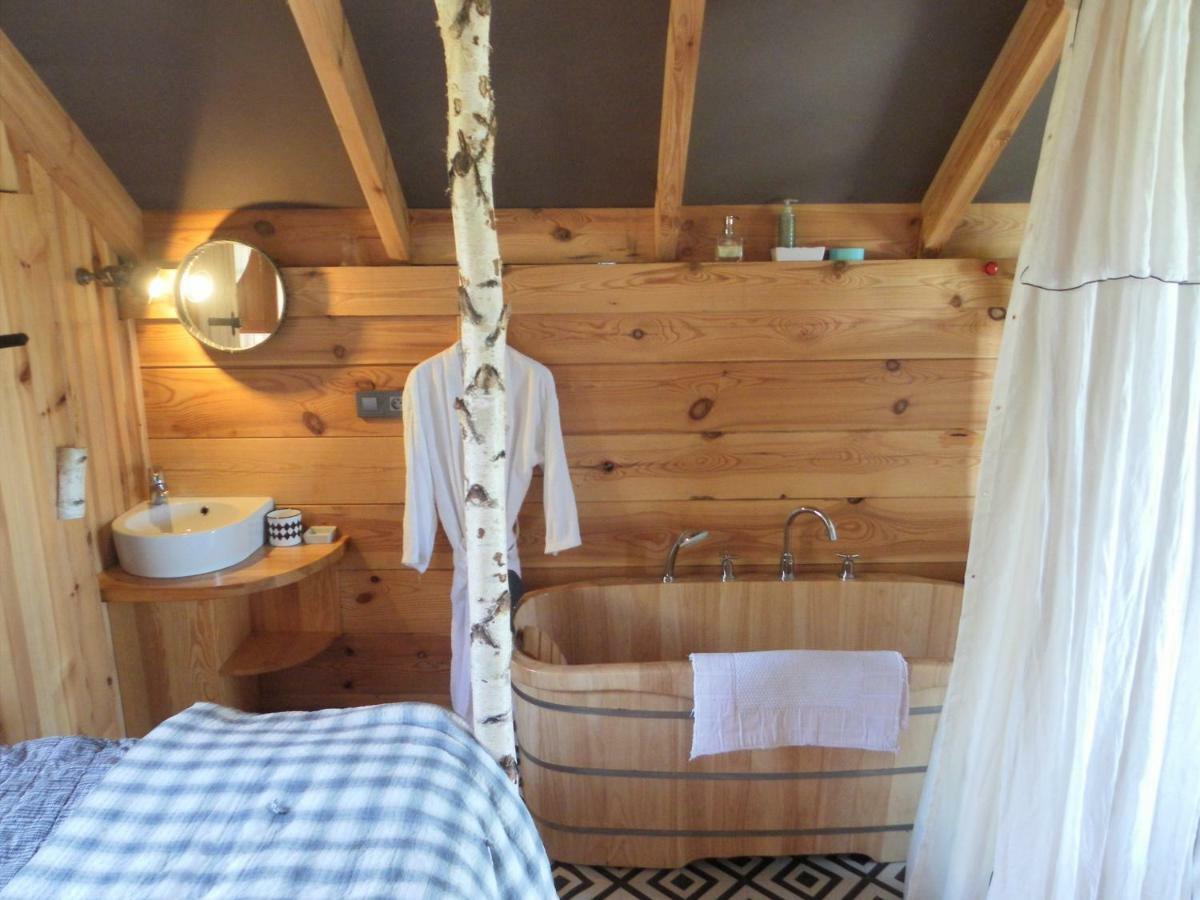 Les Volets Bleus Bed and Breakfast Arcangues Εξωτερικό φωτογραφία